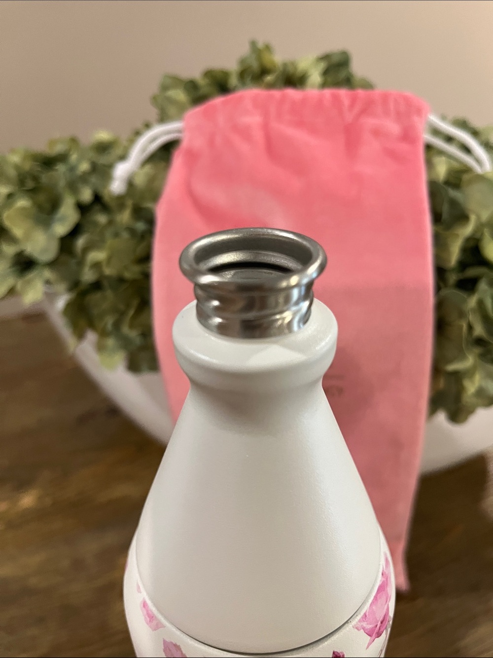 Stanley LoveShackFancy water bottle with storage bag - Picture 7 of 10